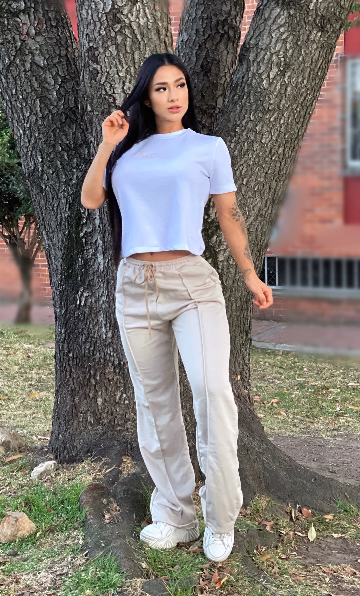 Ref 44 - Pantalón Bota Campana + Camiseta