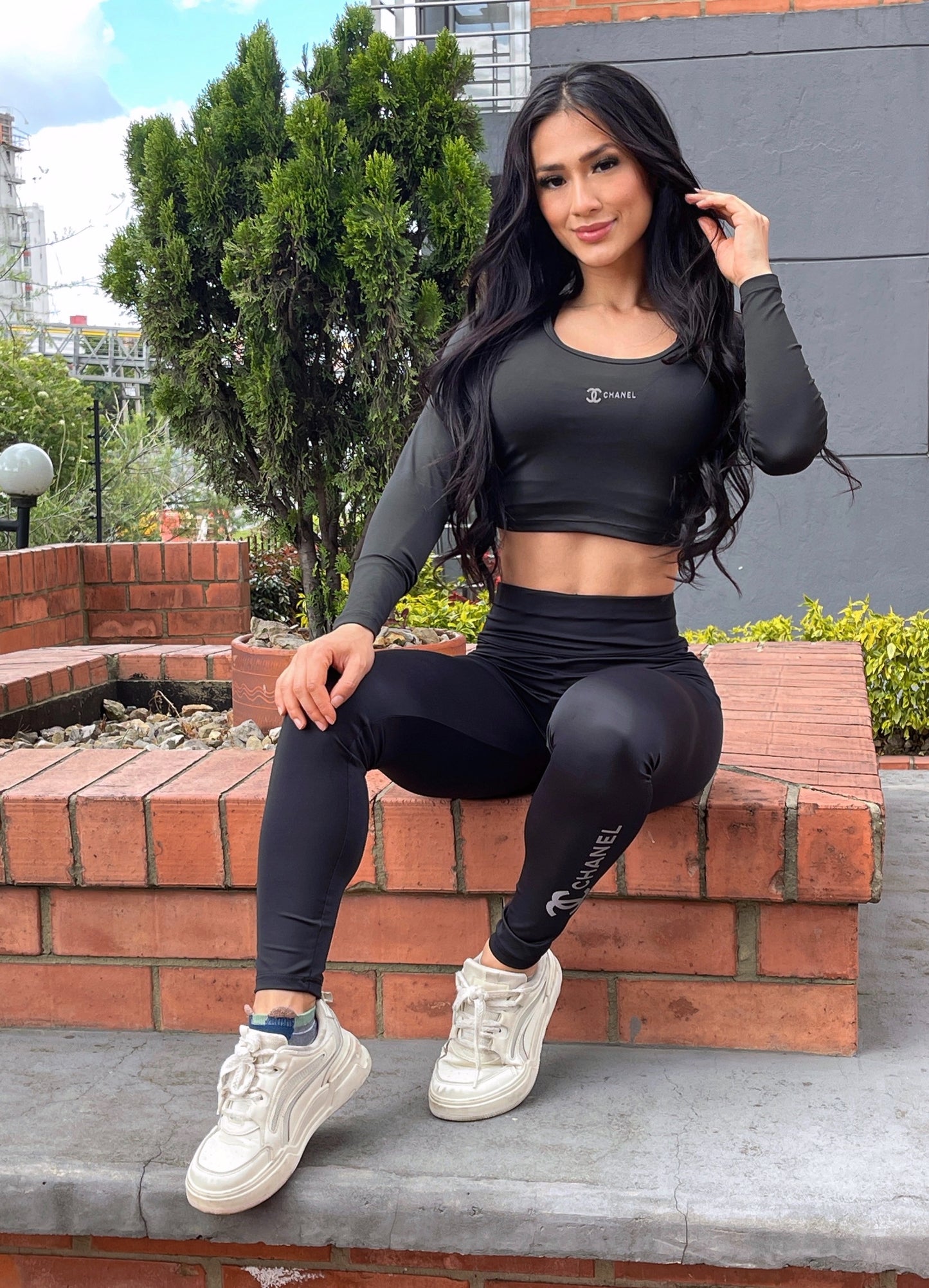 Ref 57- Leggins + Crop Top